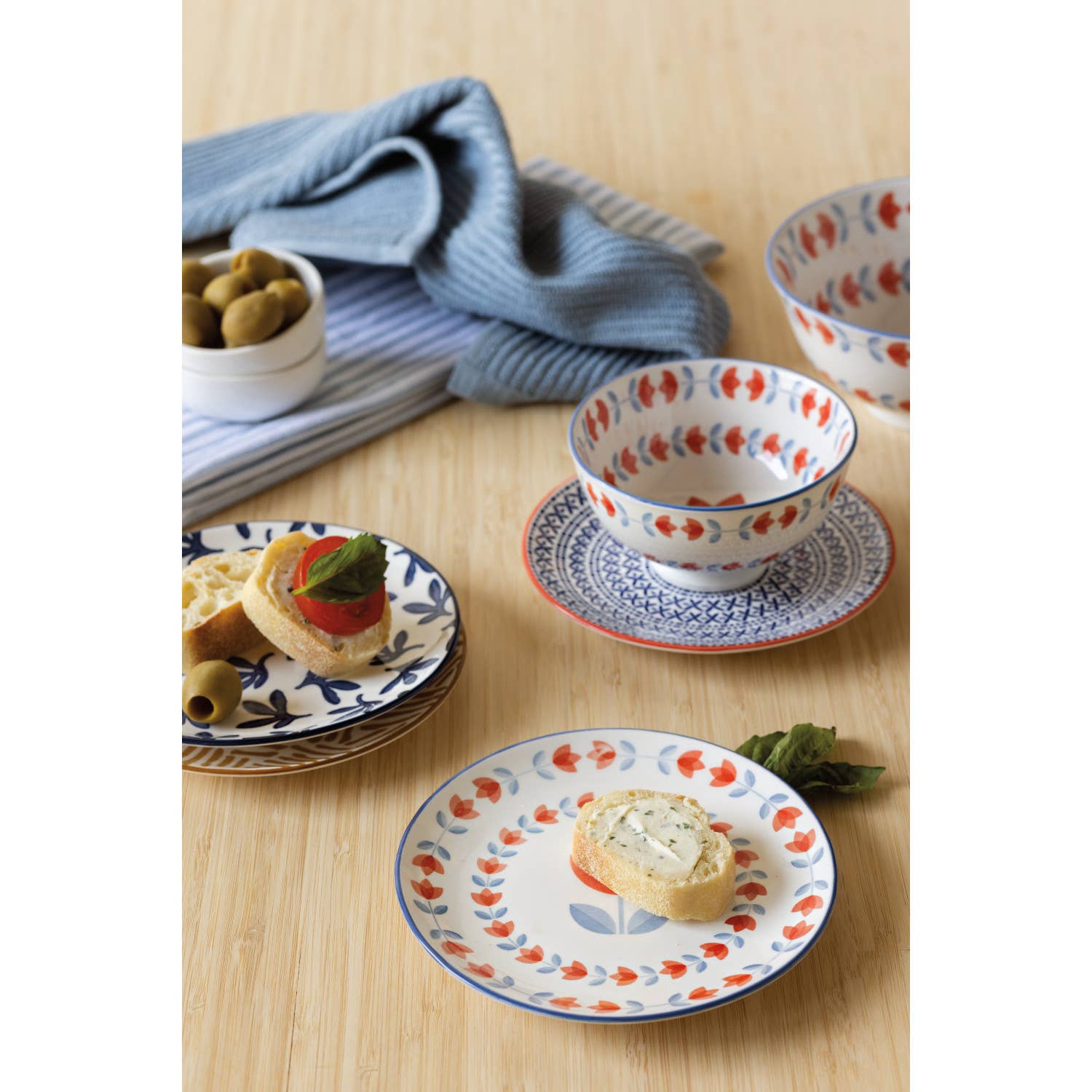 Red Tulip Appetizer Plate